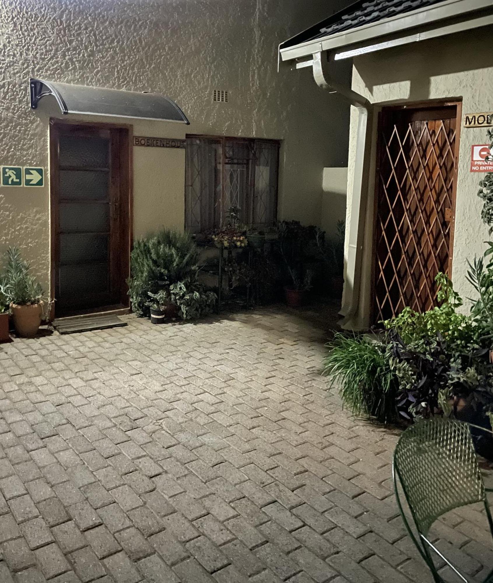 Celtis Lane Guest House Boksburg Exteriör bild