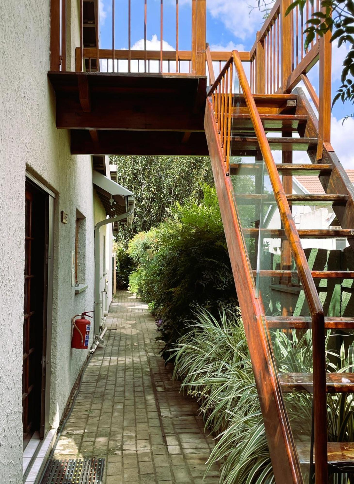 Celtis Lane Guest House Boksburg Exteriör bild