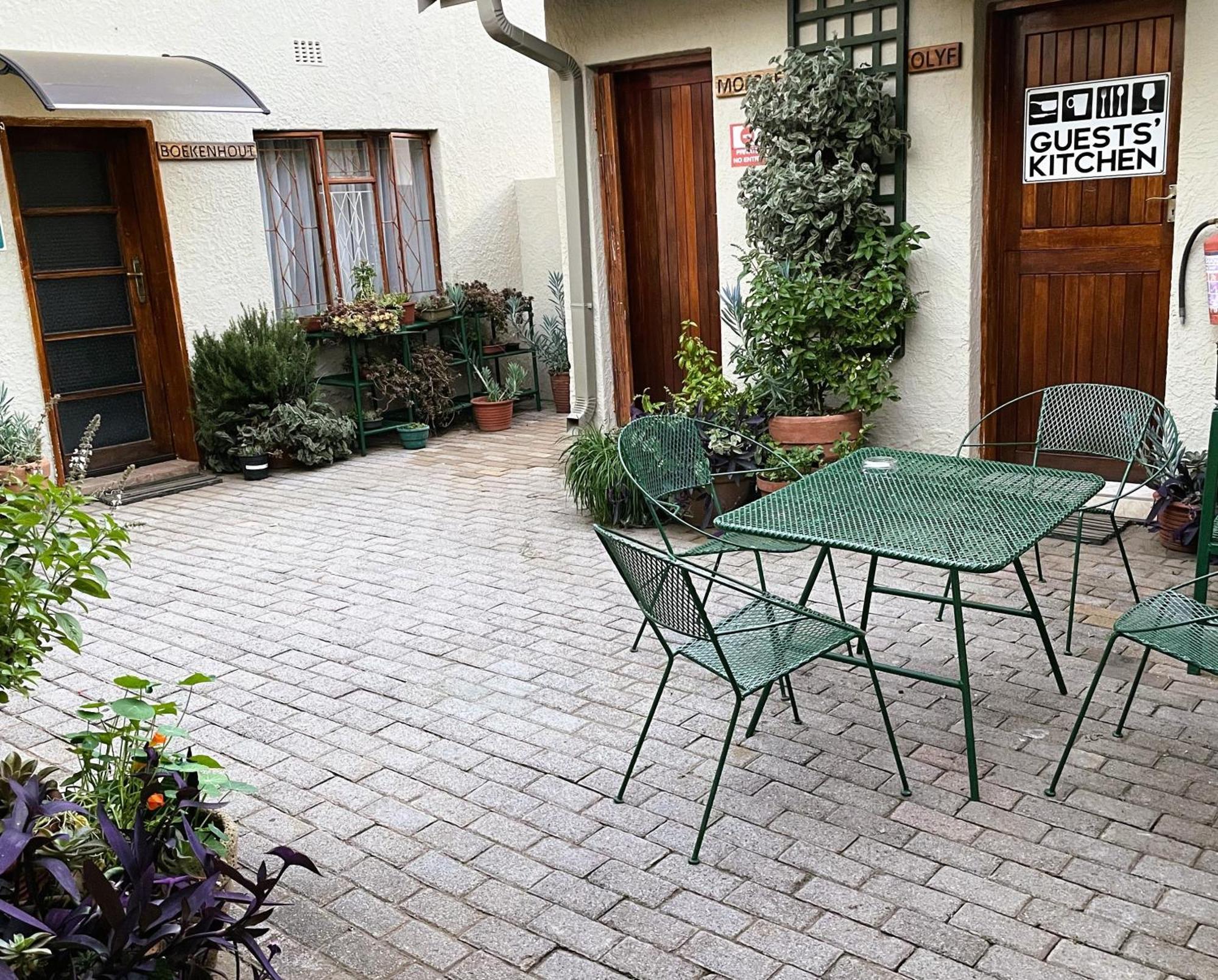 Celtis Lane Guest House Boksburg Exteriör bild