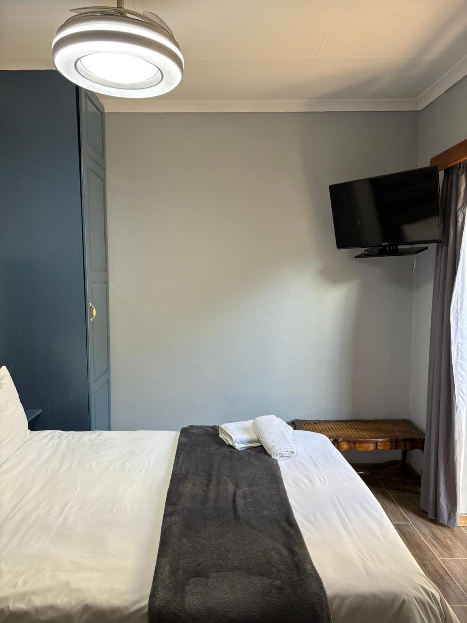 Celtis Lane Guest House Boksburg Exteriör bild